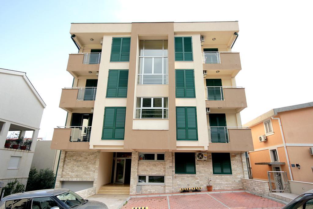 Apartments Draskovic Mirista Petrovac Eksteriør billede
