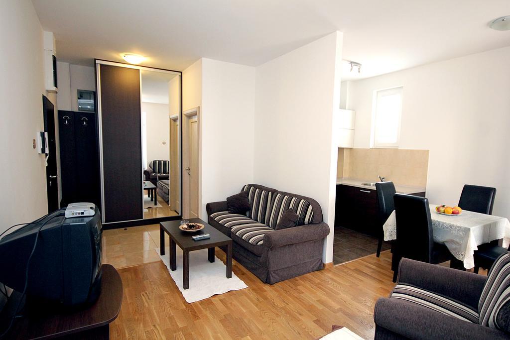 Apartments Draskovic Mirista Petrovac Eksteriør billede