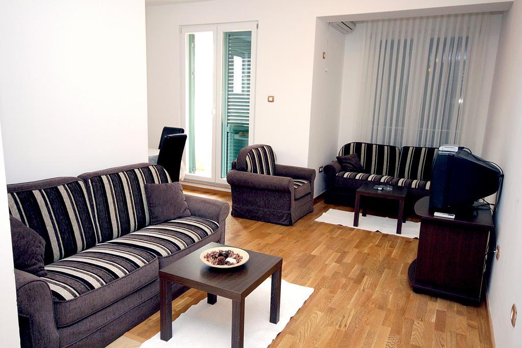 Apartments Draskovic Mirista Petrovac Eksteriør billede